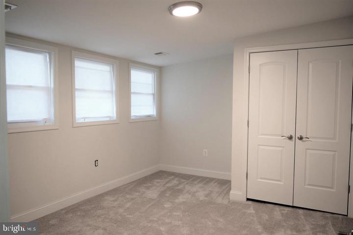 OXON HILL - Residential