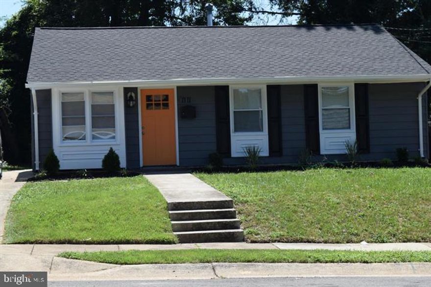 Very comfortable Rambler Spectacular 4 bedroom, This  is the one you've been looking for! Open concept floorplan features hardwood floors,  kitchen includes steel appliances & elegant backsplash tile, granite countertops, washer and dryer, large backyard. Very nice low maintenance home  . Perfect for older couple or family with young children .