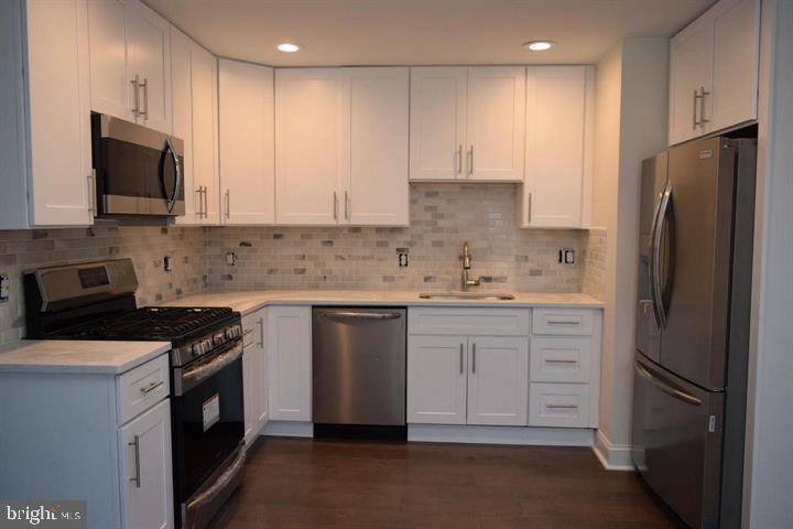 OXON HILL - Residential