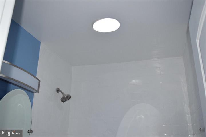 OXON HILL - Residential