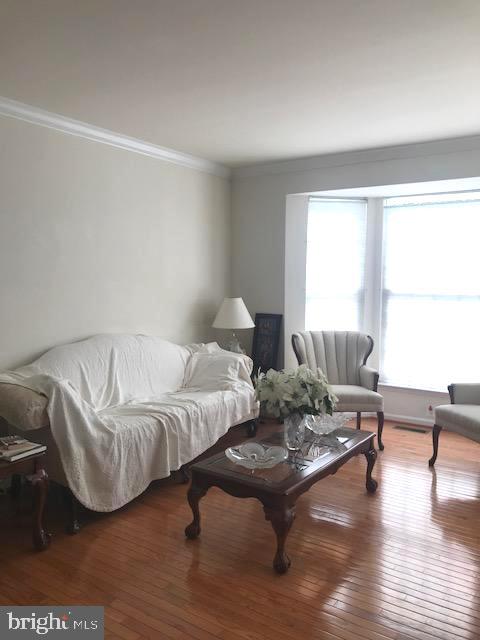 AZALEA WOODS - Residential Lease