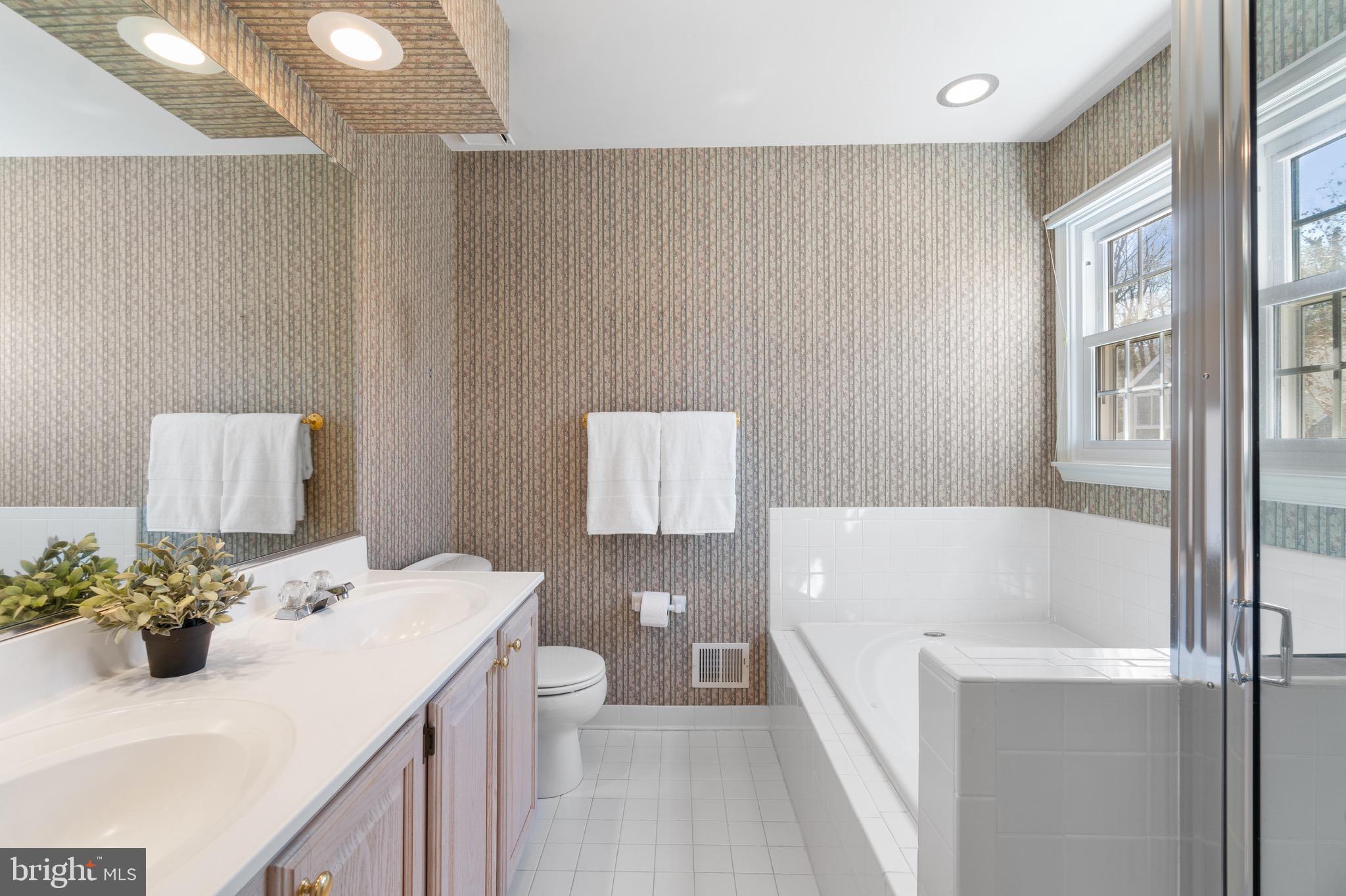 AMBRIDGE - Residential Lease