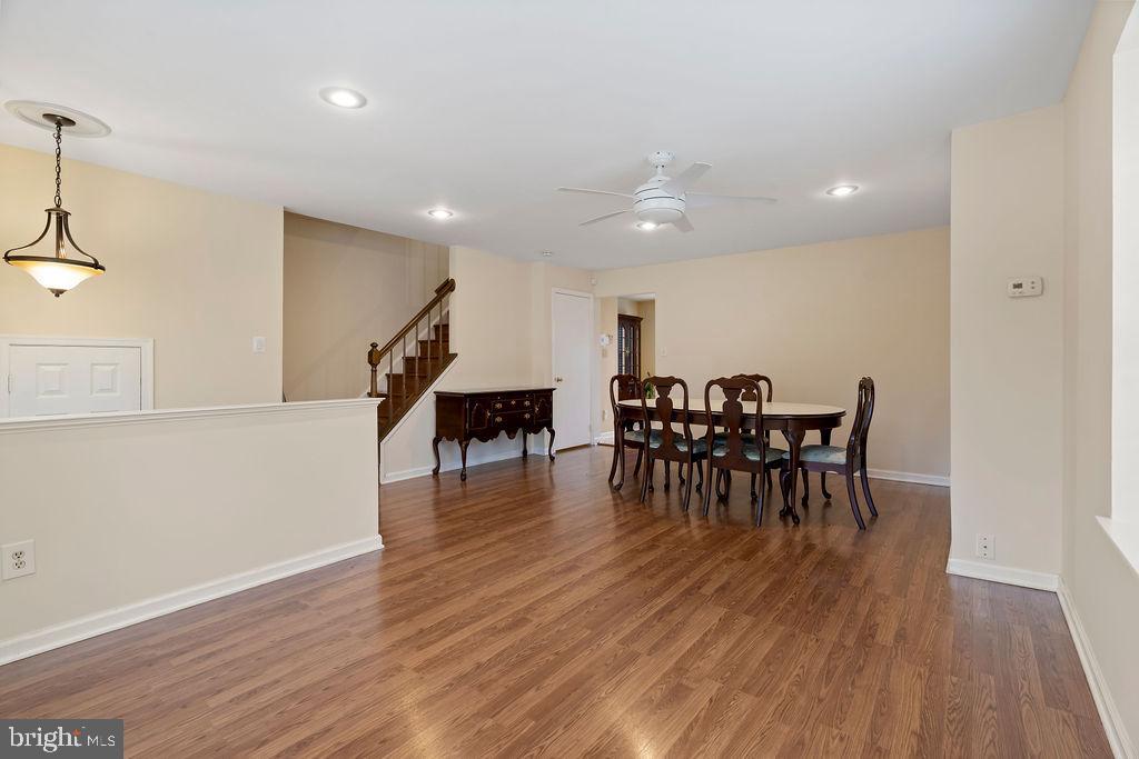 QUAIL HOLLOW - Residential Lease