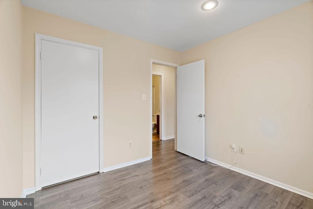 QUAIL HOLLOW - Residential Lease