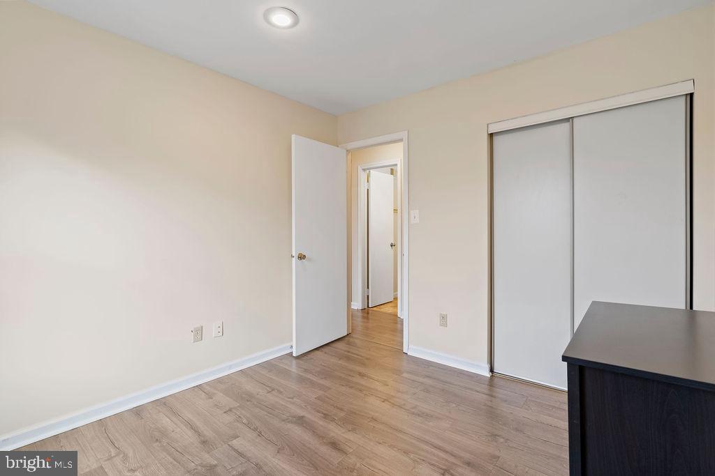 QUAIL HOLLOW - Residential Lease