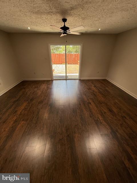 MANASSAS PARK VILLAGE - Residential