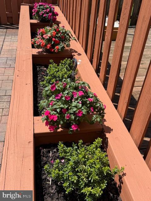 MANASSAS PARK VILLAGE - Residential