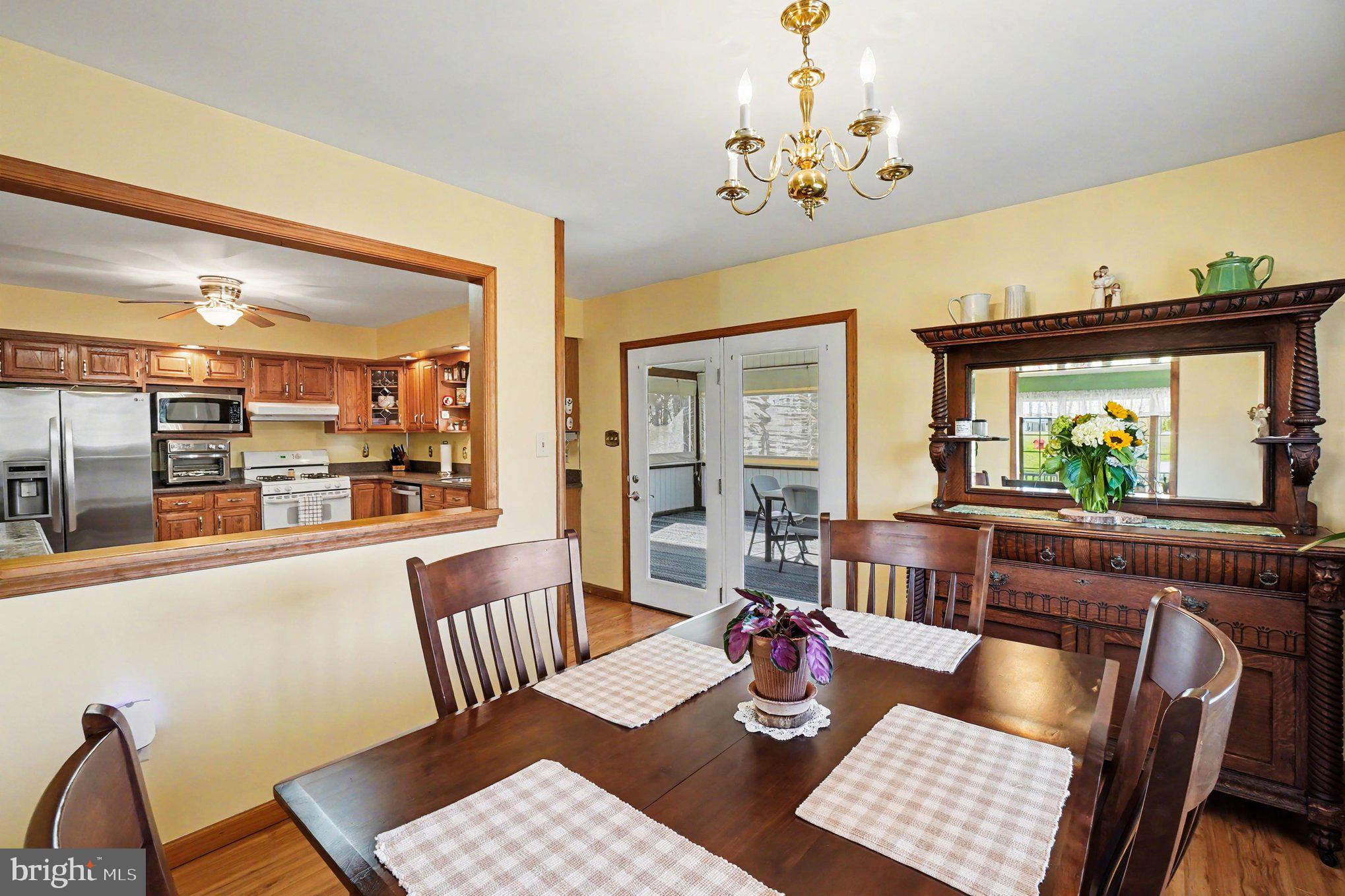 WOODCREST SHORES - Residential