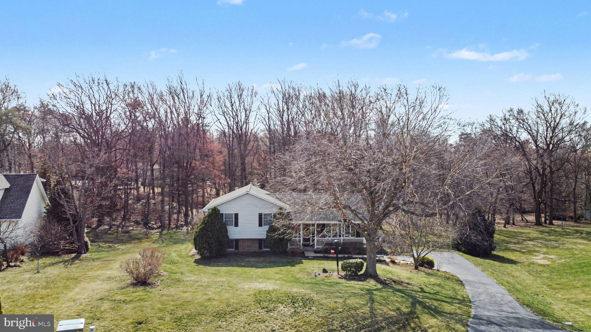 WOODCREST SHORES - Residential