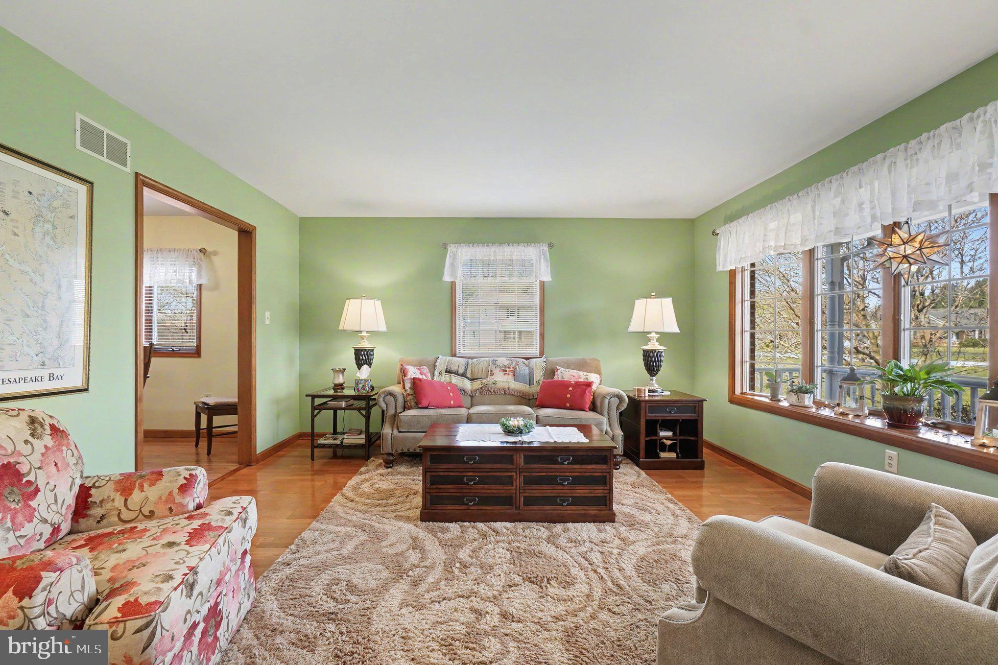 WOODCREST SHORES - Residential