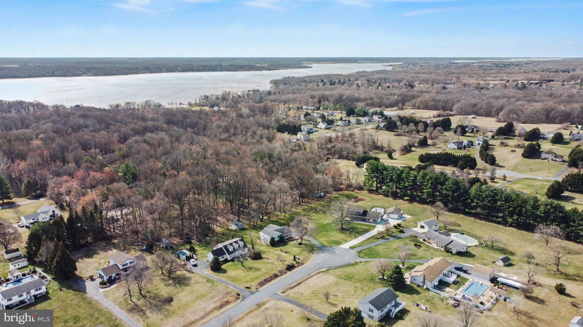 WOODCREST SHORES - Residential