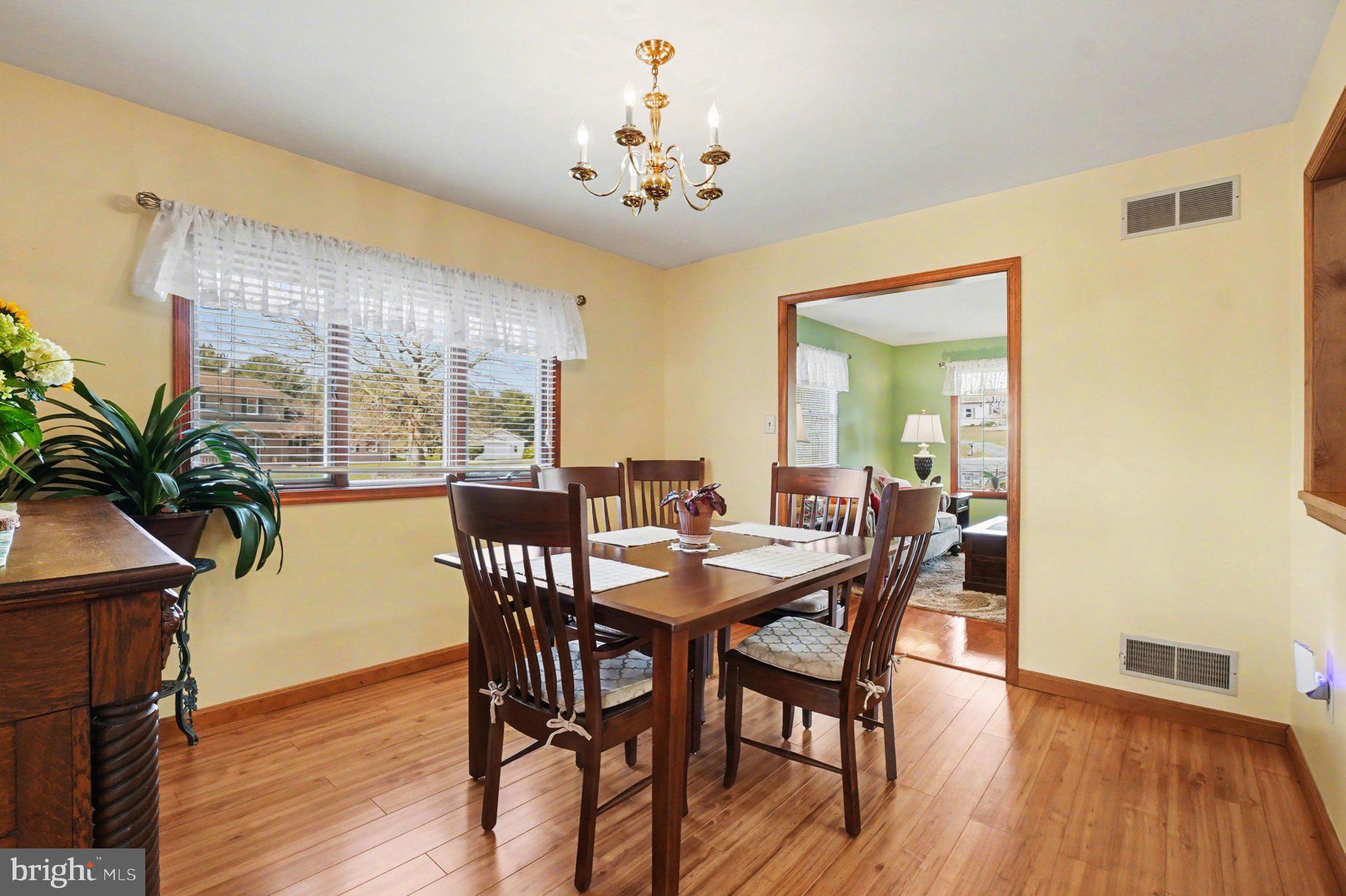 WOODCREST SHORES - Residential