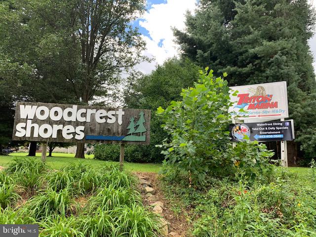 WOODCREST SHORES - Residential