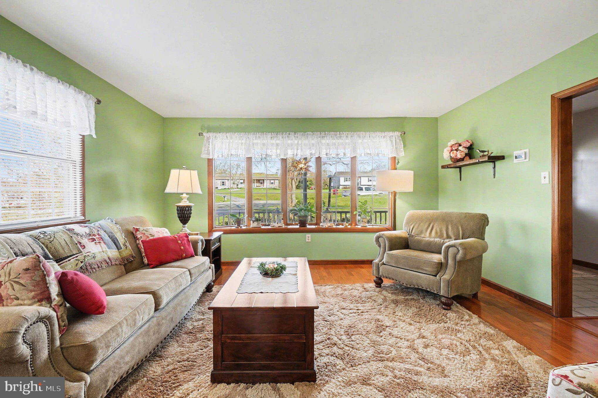 WOODCREST SHORES - Residential