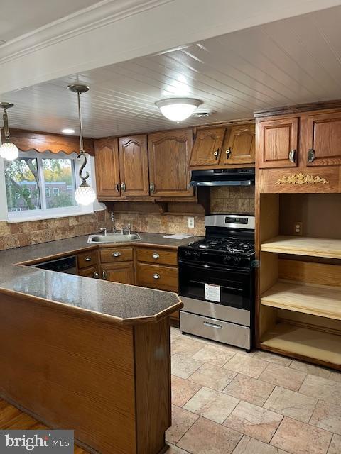 FOLCROFT - Residential Lease