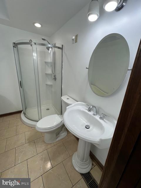 FOLCROFT - Residential Lease