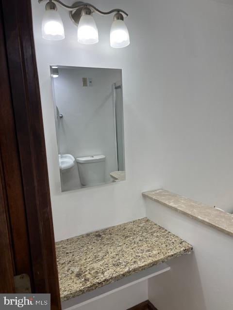 FOLCROFT - Residential Lease