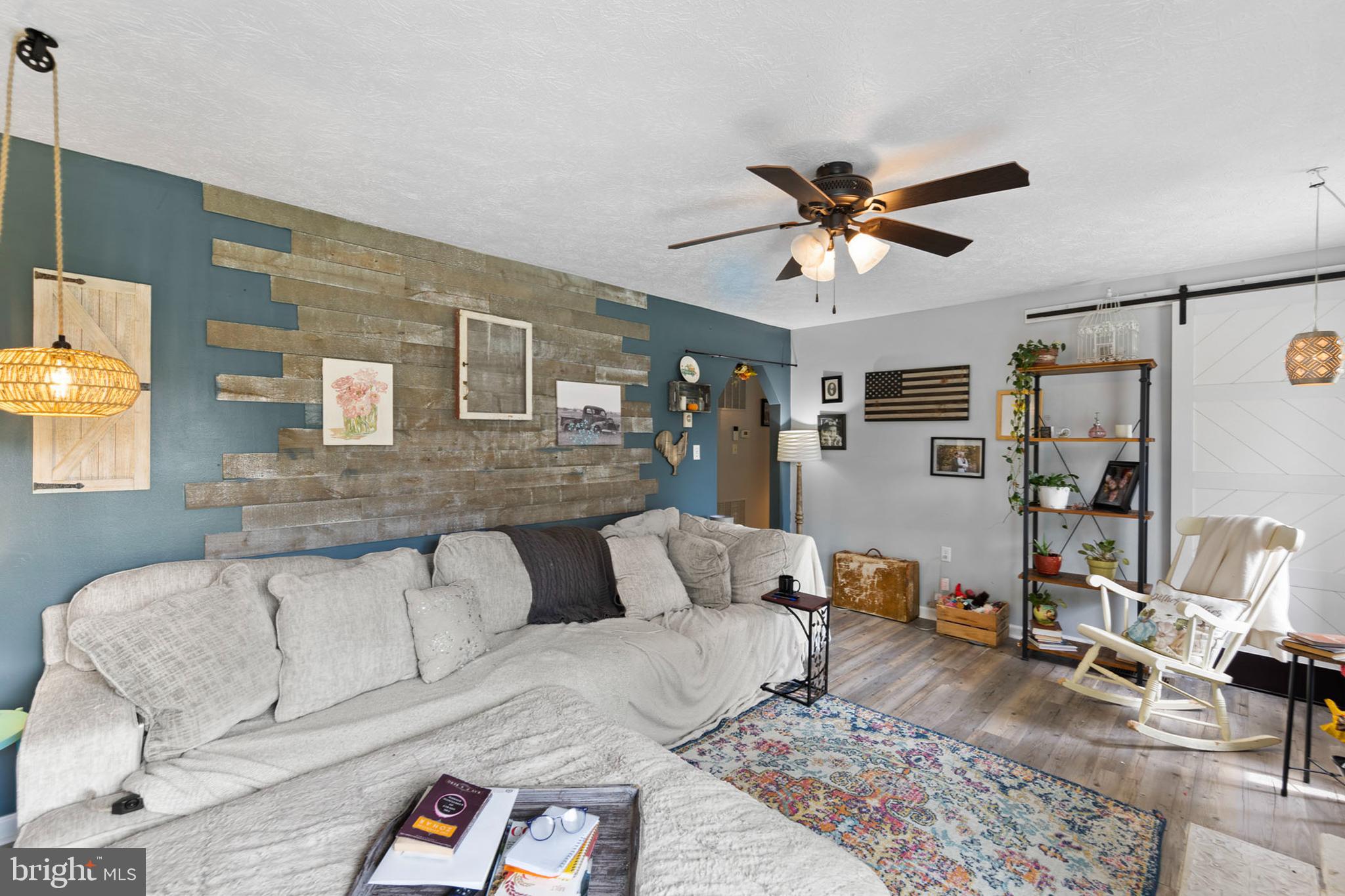 LAKE HOLIDAY ESTATES - Residential