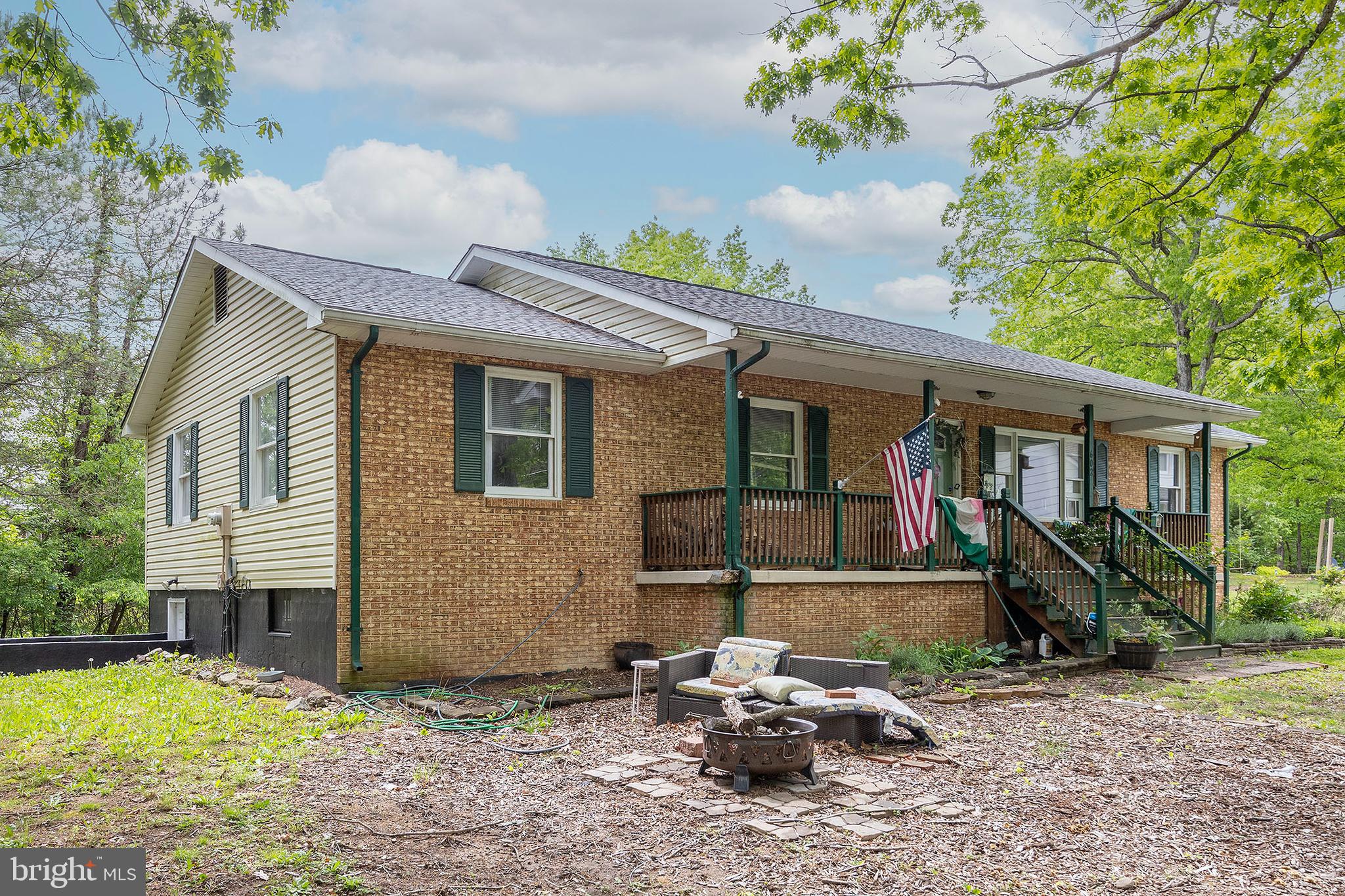 LAKE HOLIDAY ESTATES - Residential