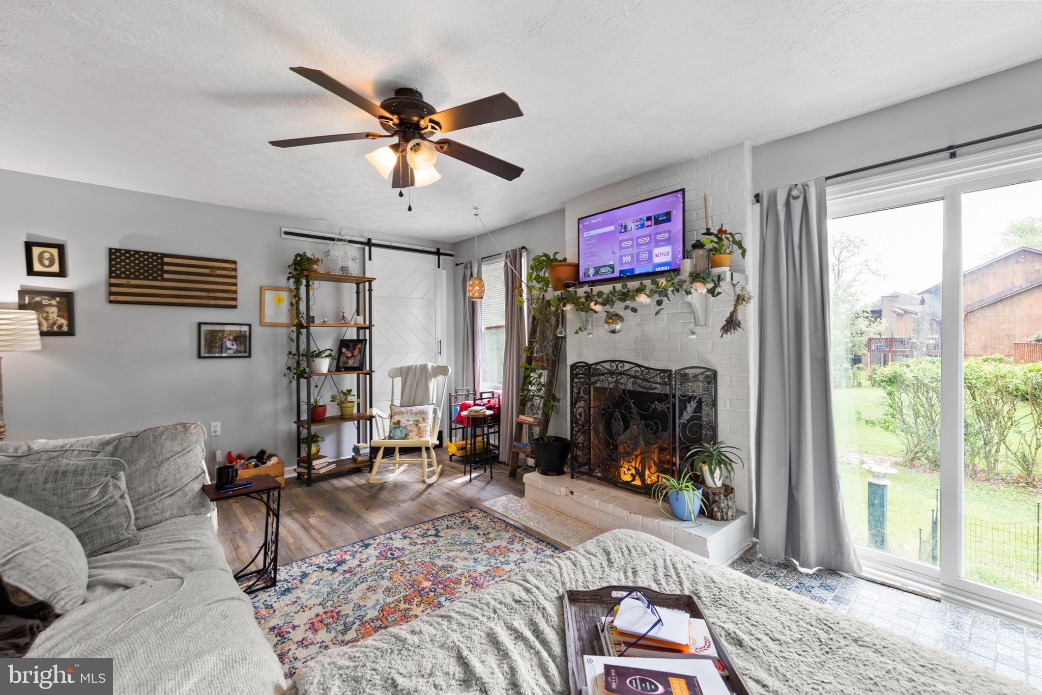 LAKE HOLIDAY ESTATES - Residential