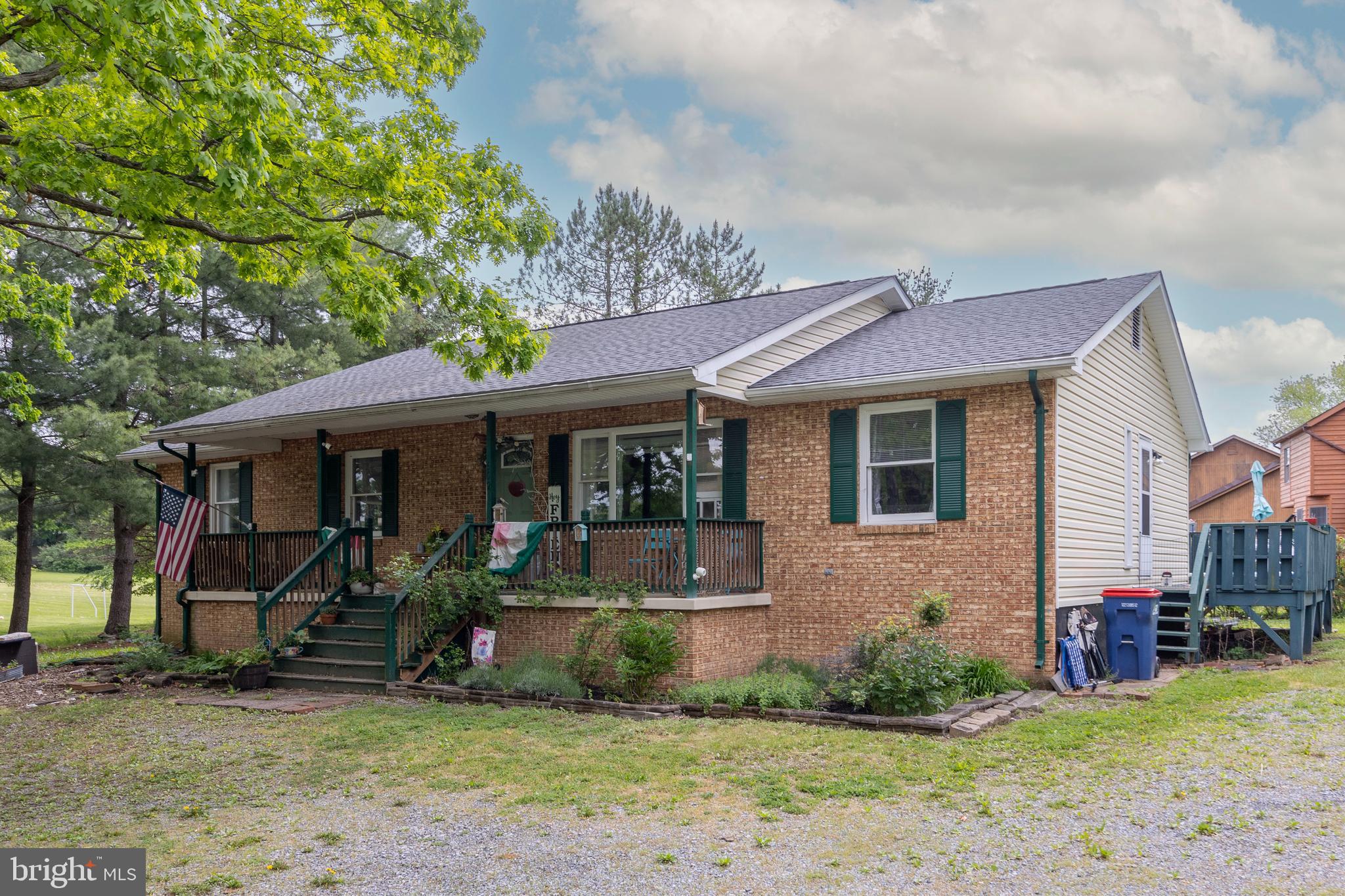 LAKE HOLIDAY ESTATES - Residential