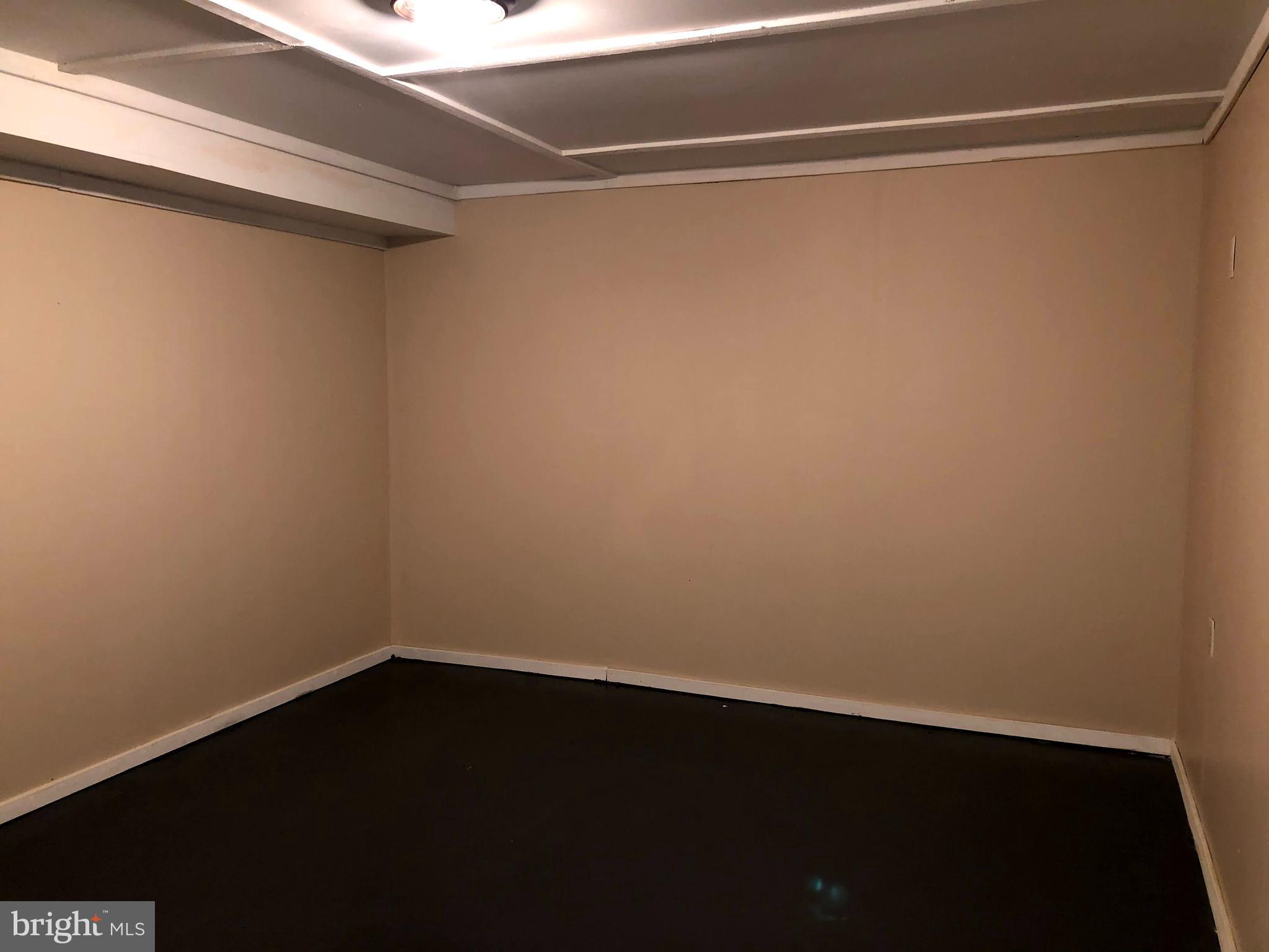 LAKE HOLIDAY ESTATES - Residential