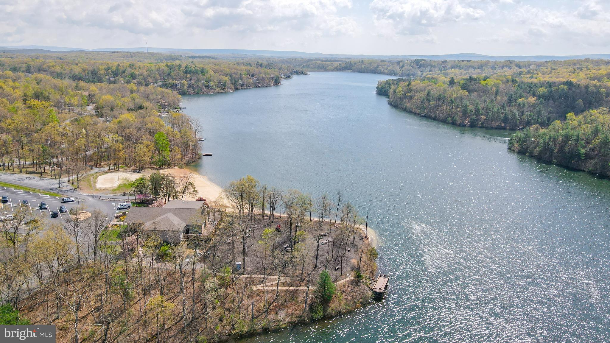 LAKE HOLIDAY ESTATES - Residential