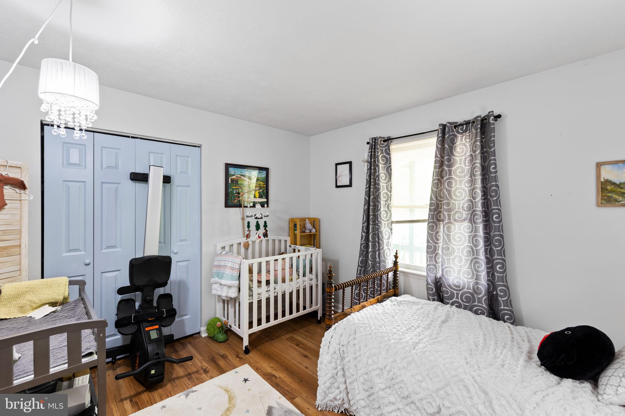 LAKE HOLIDAY ESTATES - Residential