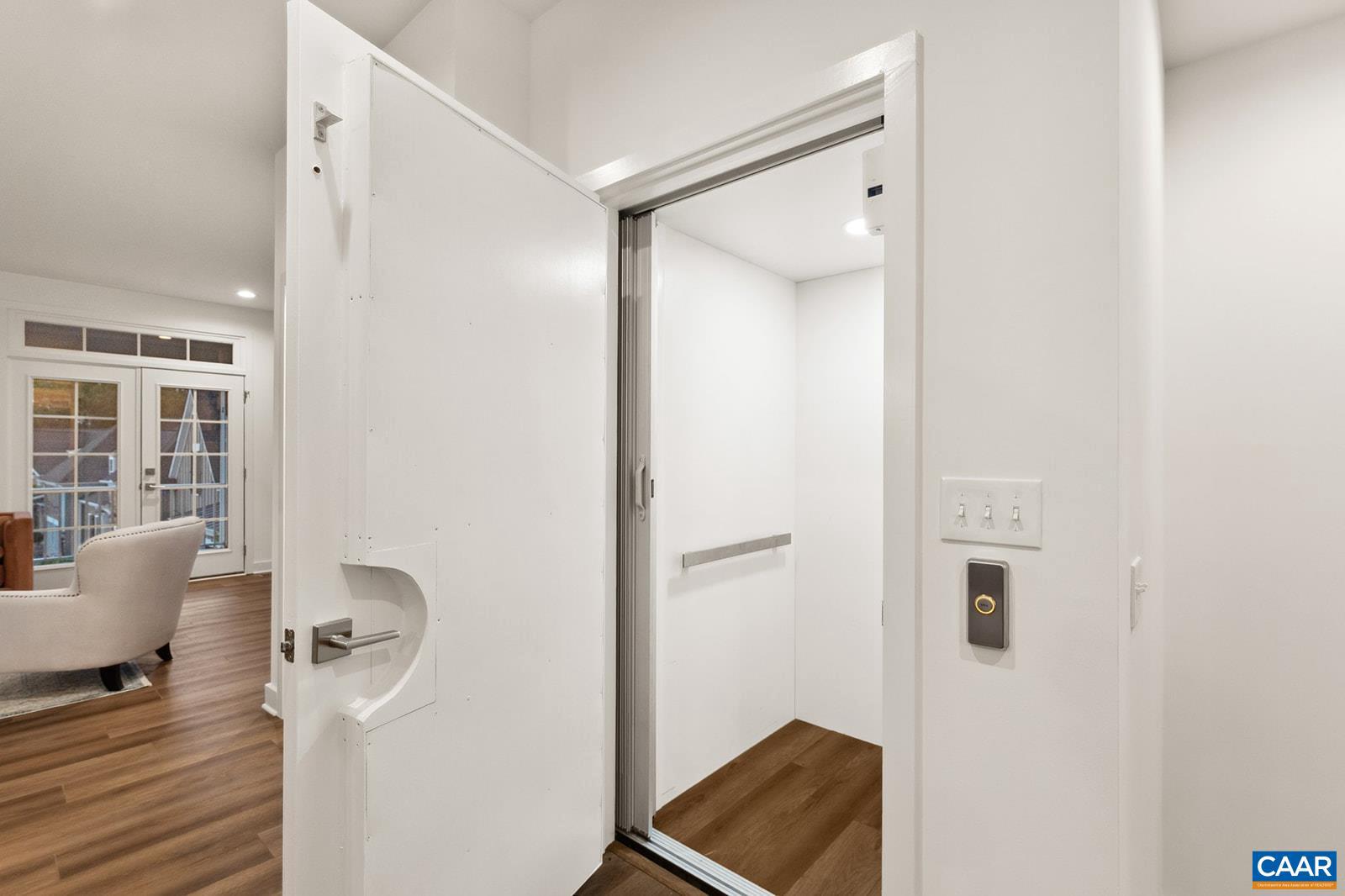 OLD TRAIL - Residential