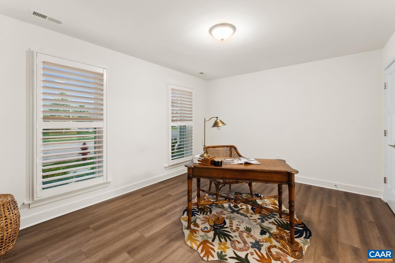 OLD TRAIL - Residential