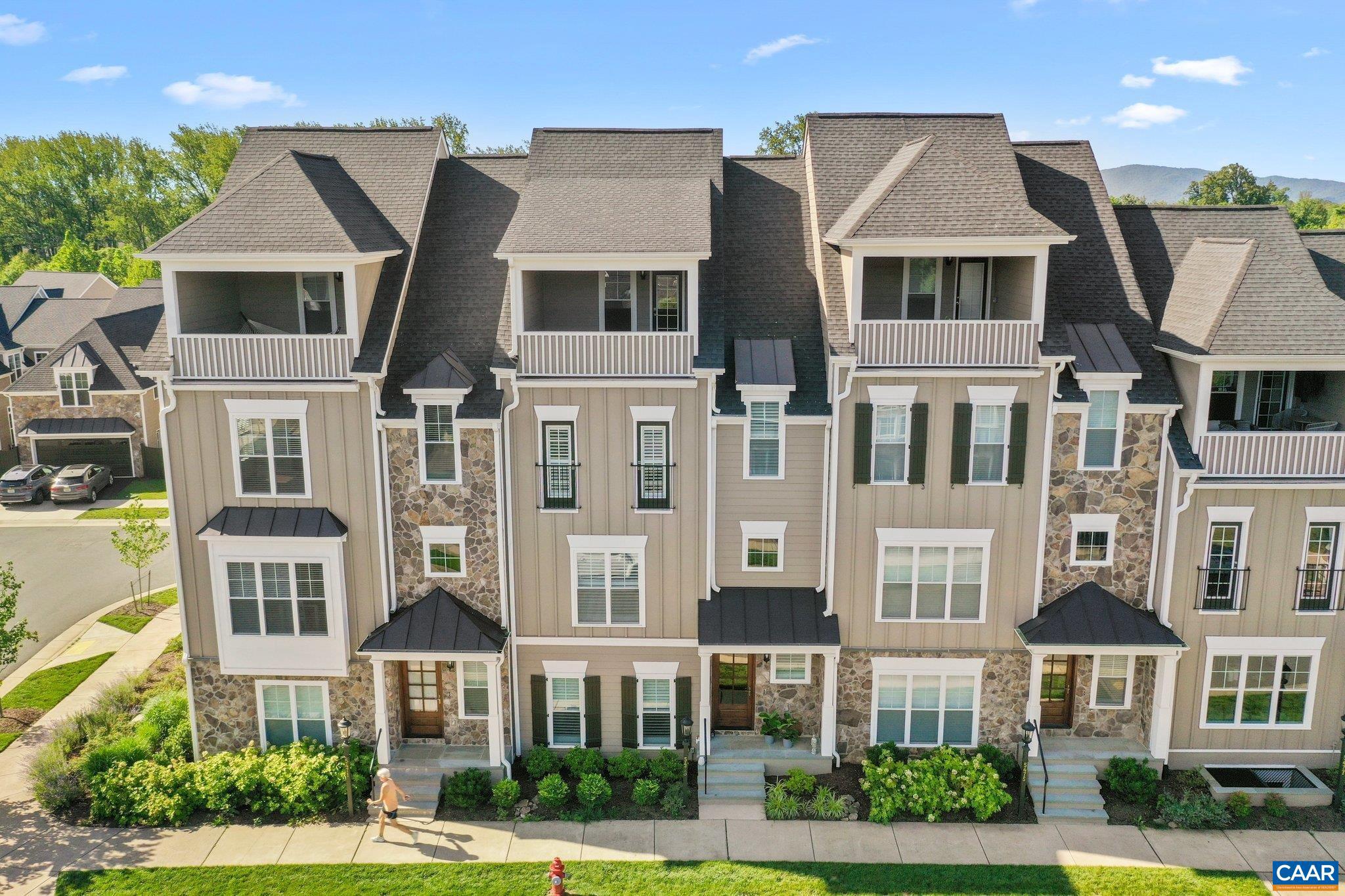 OLD TRAIL - Residential