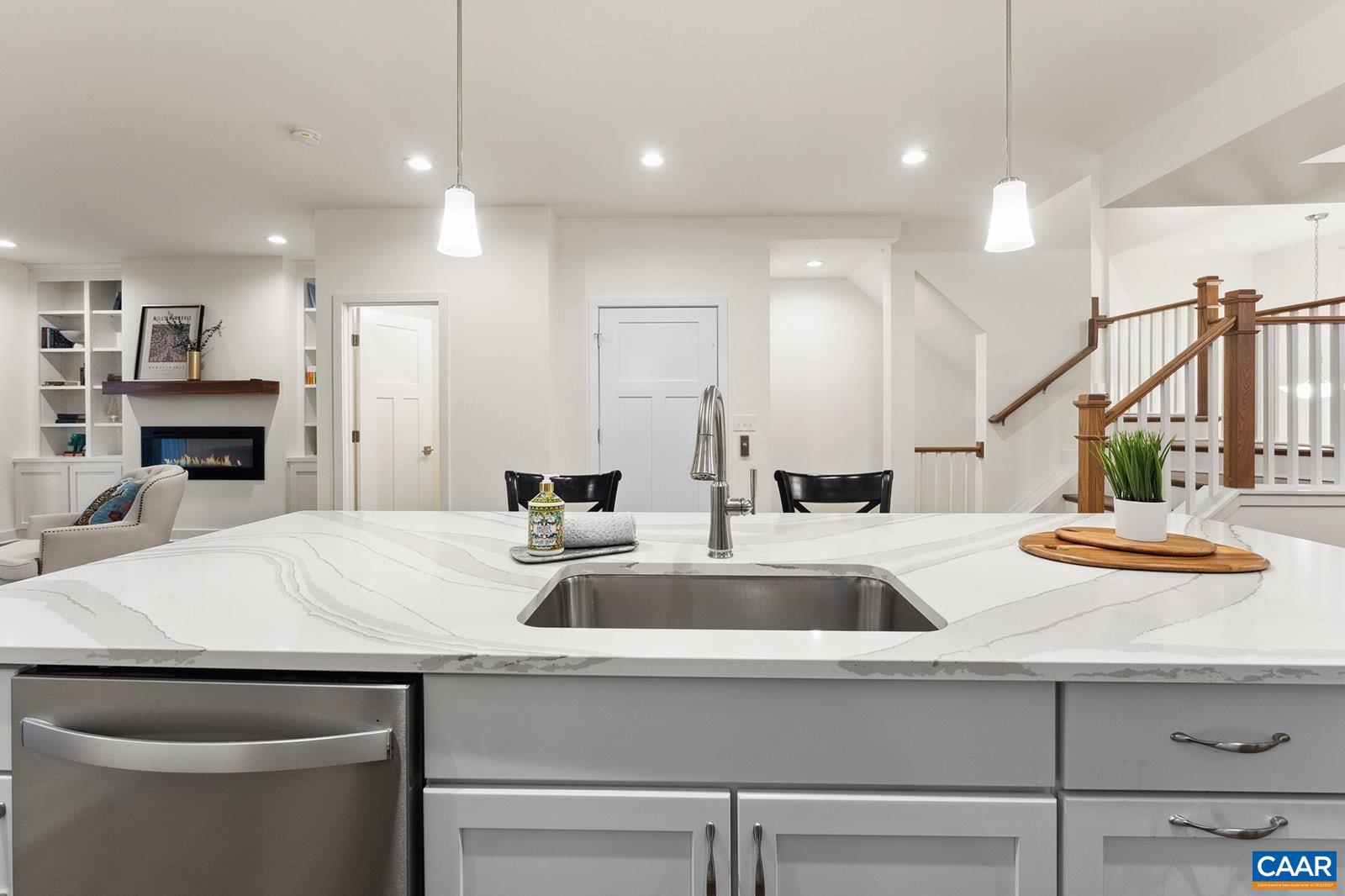 OLD TRAIL - Residential