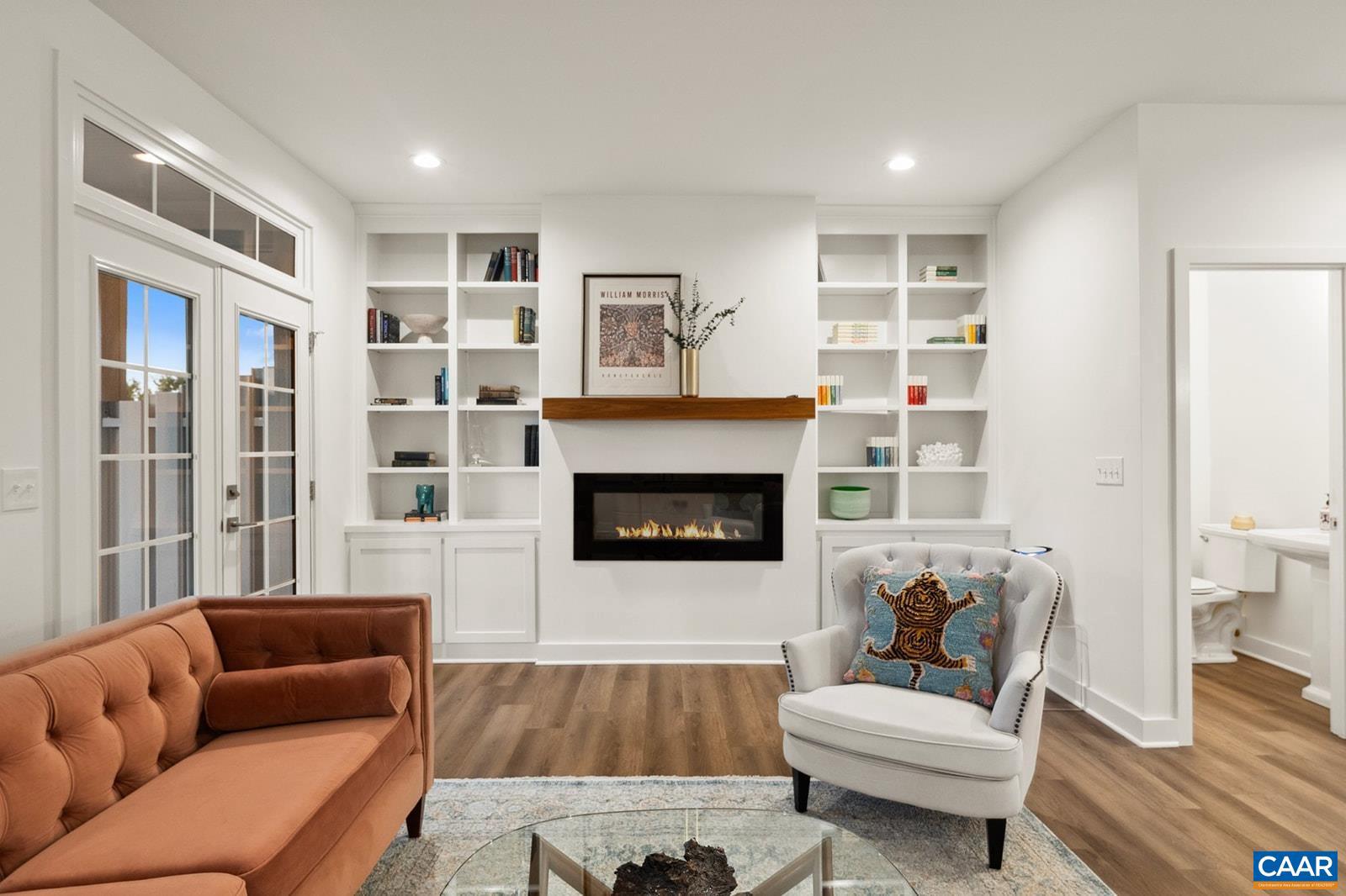 OLD TRAIL - Residential