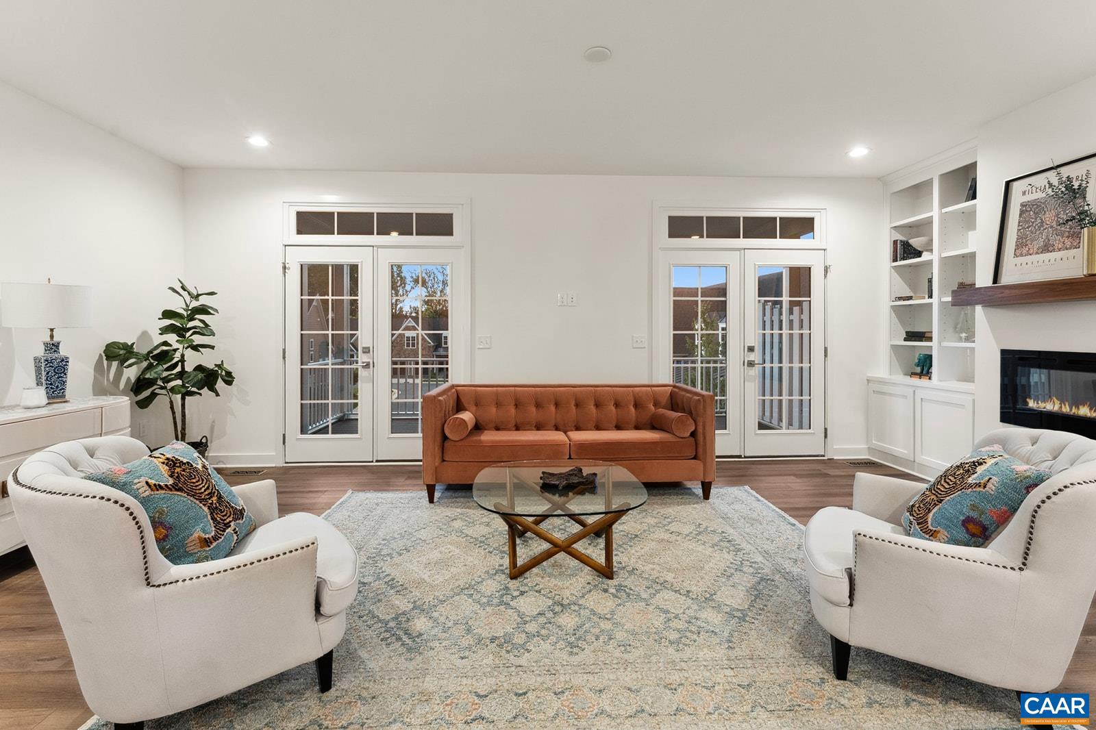 OLD TRAIL - Residential