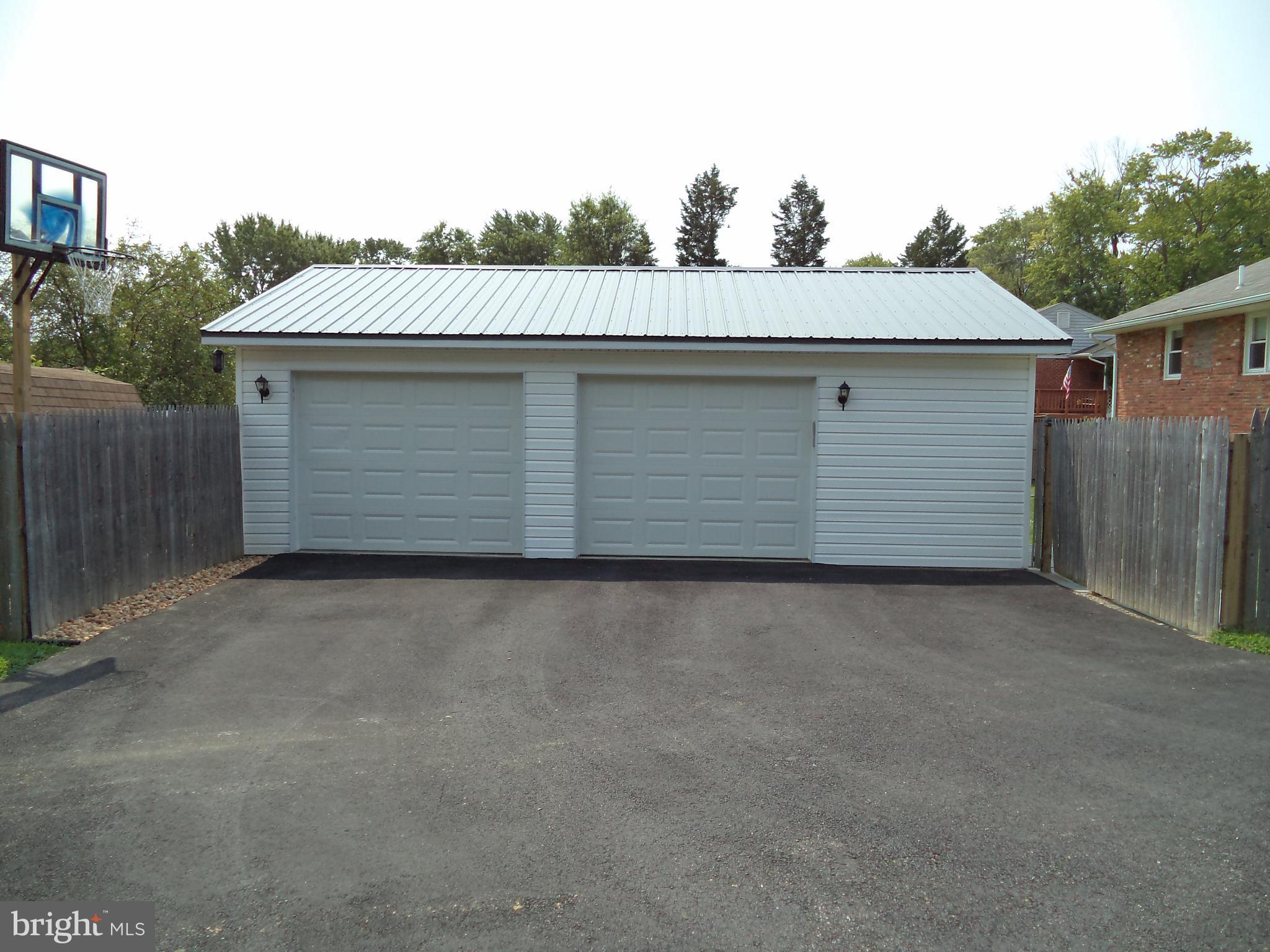 GILLINGHAM - Residential Lease