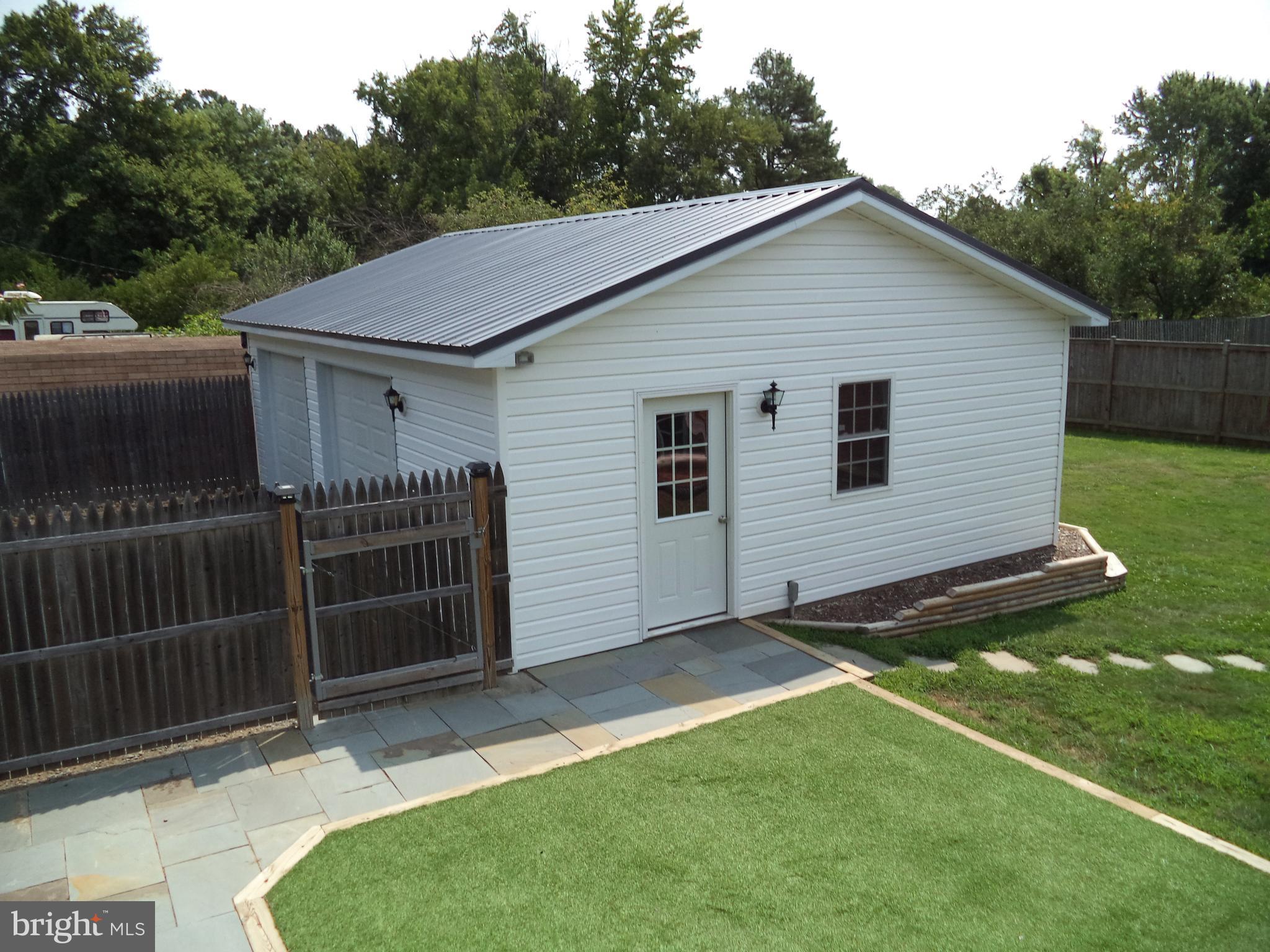 GILLINGHAM - Residential Lease