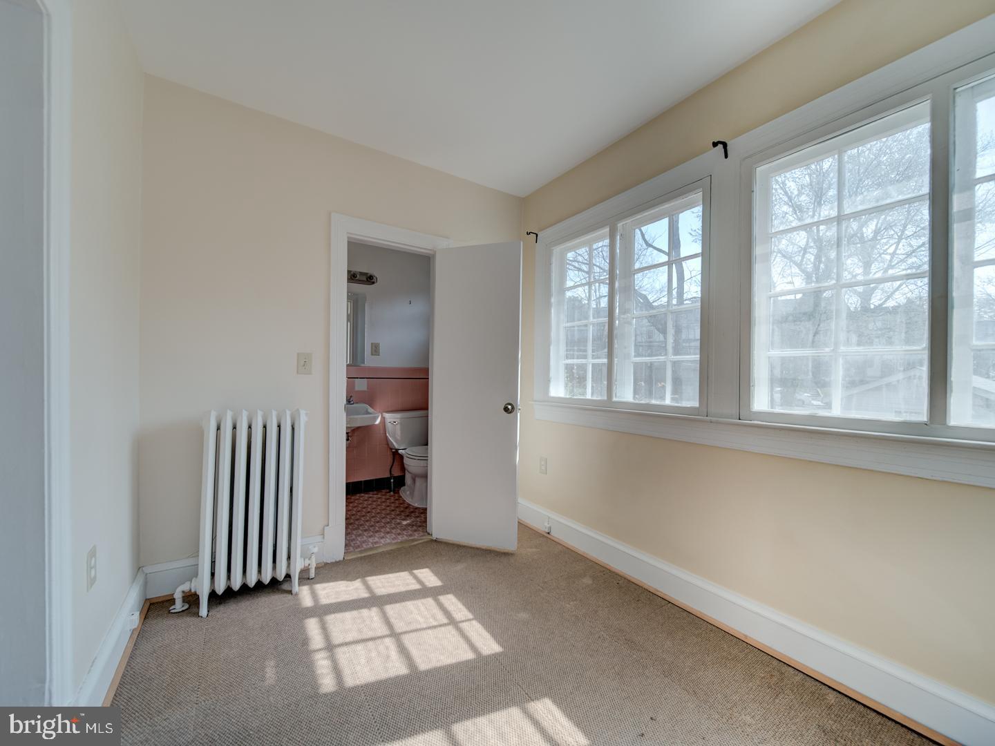 CHEVY CHASE - Residential