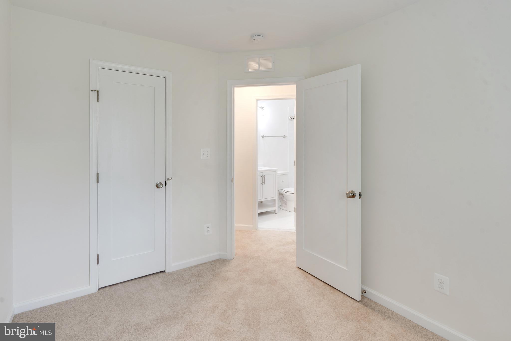 DORSEY HALL - Residential