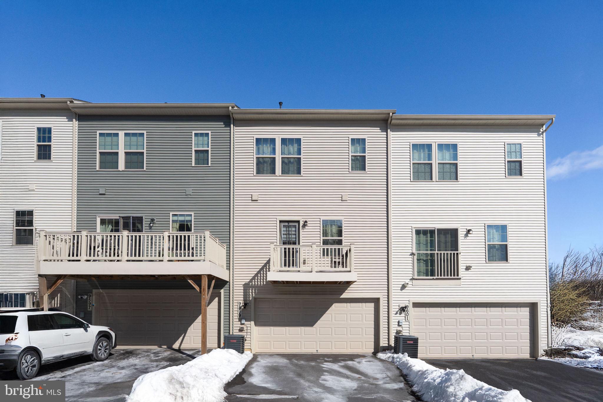 MONTGOMERY VILLAGE - Residential