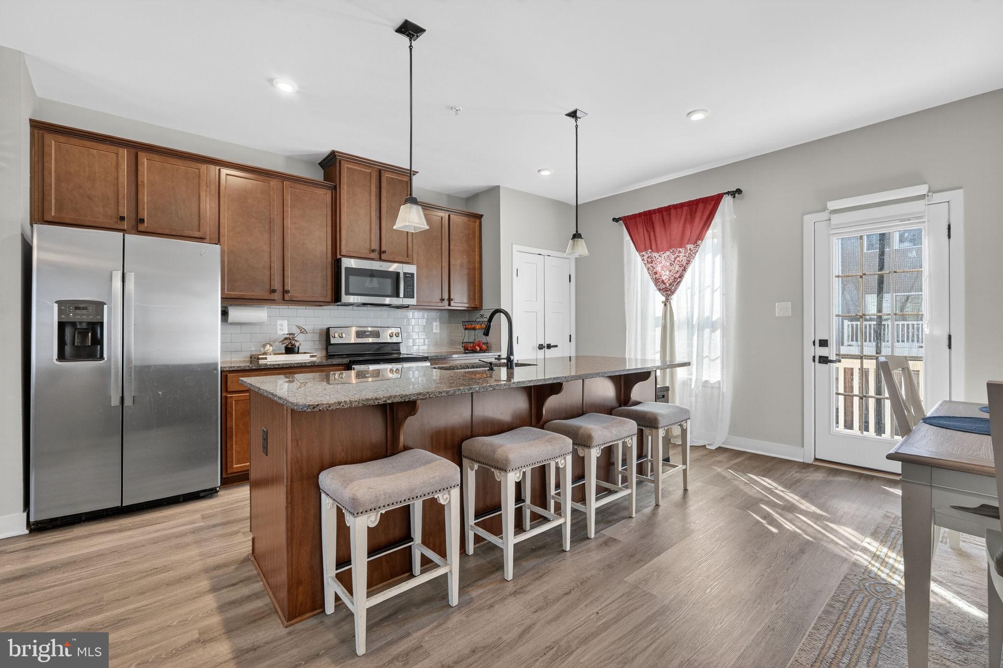 MONTGOMERY VILLAGE - Residential