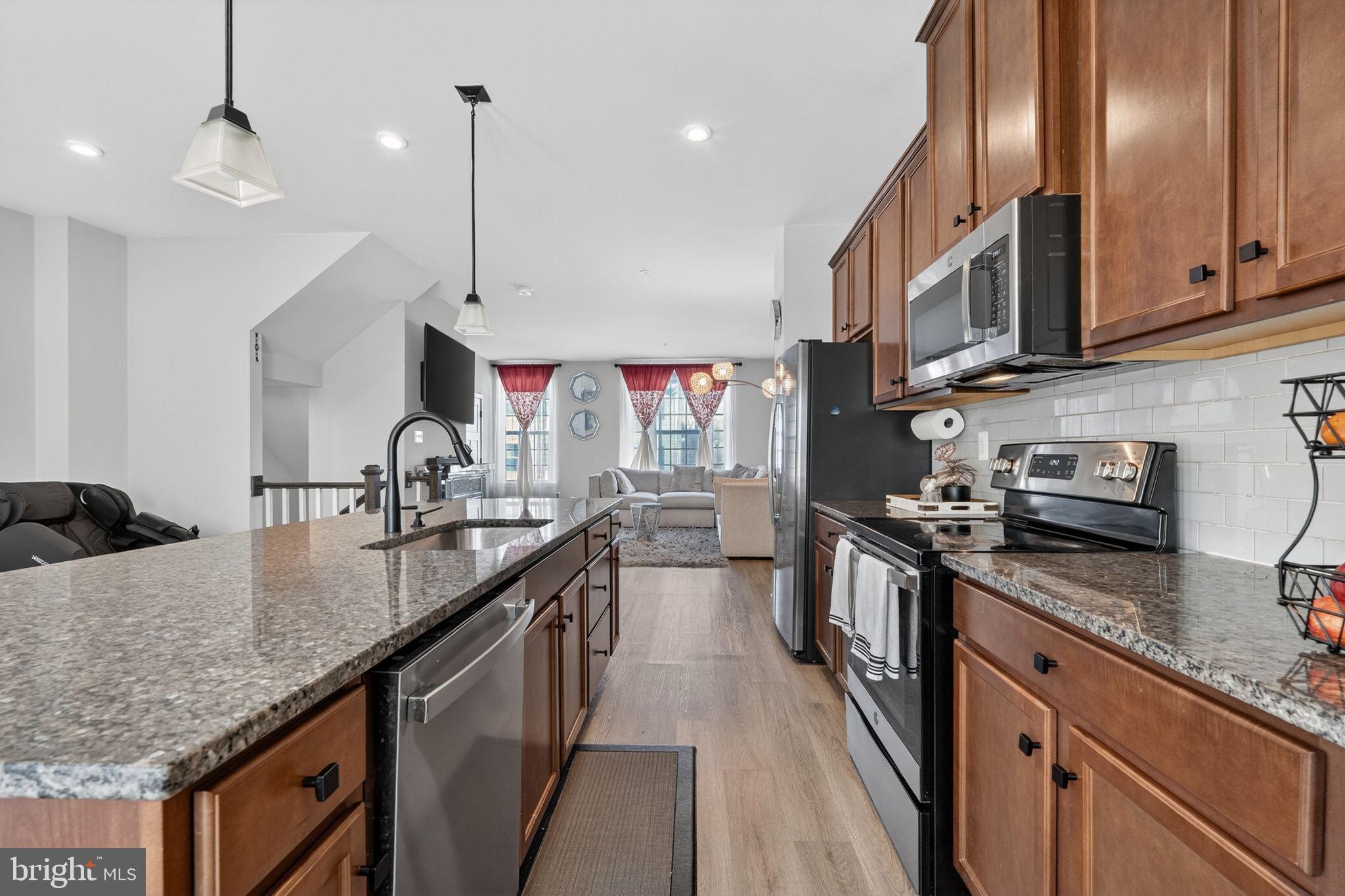 MONTGOMERY VILLAGE - Residential