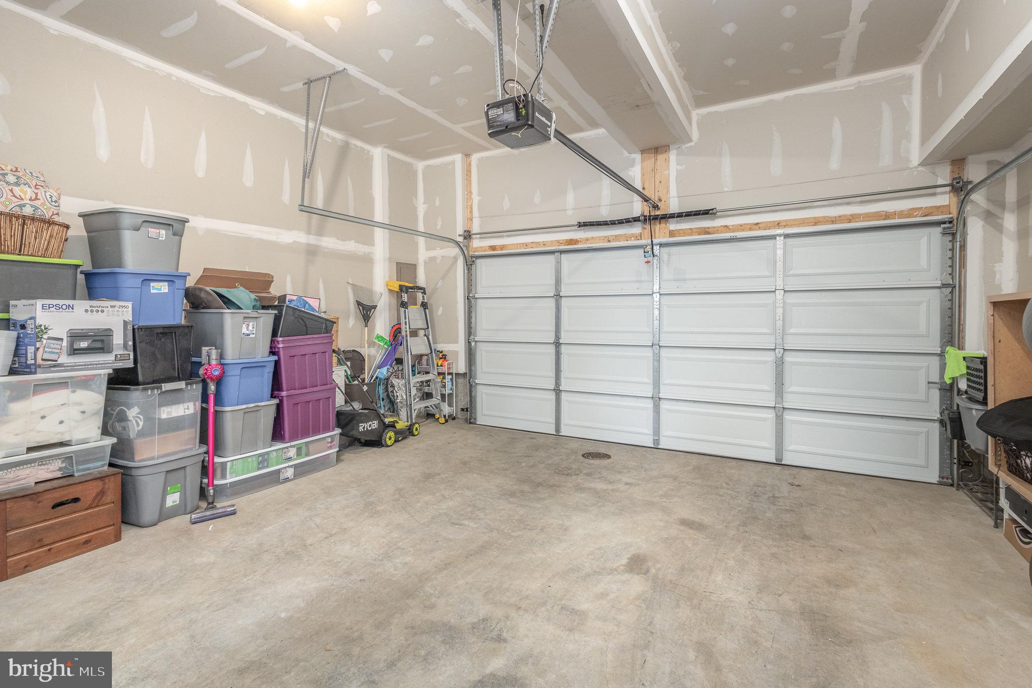 POTOMAC SHORES - Residential