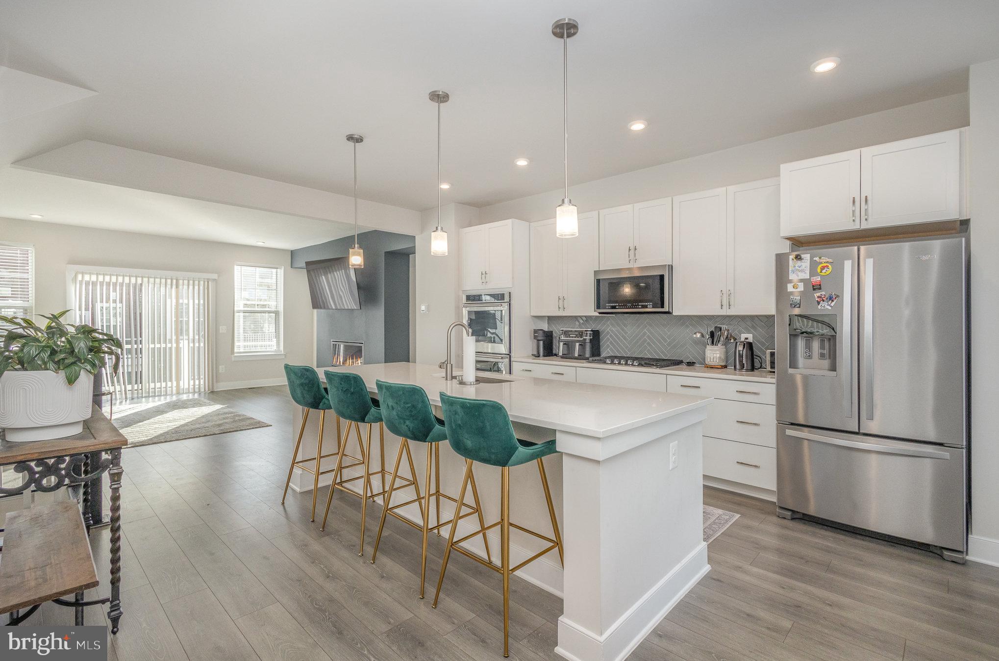 POTOMAC SHORES - Residential