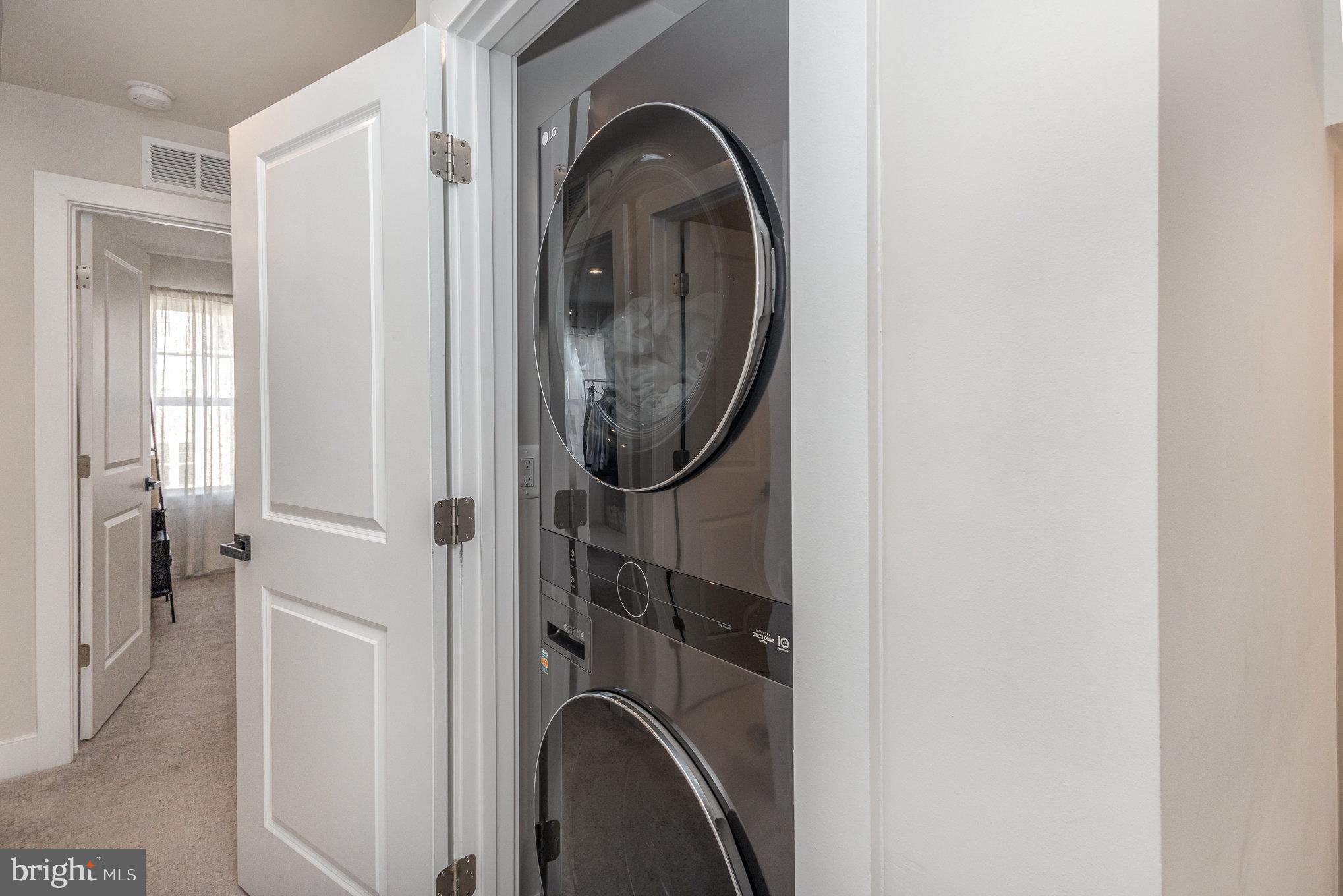 POTOMAC SHORES - Residential