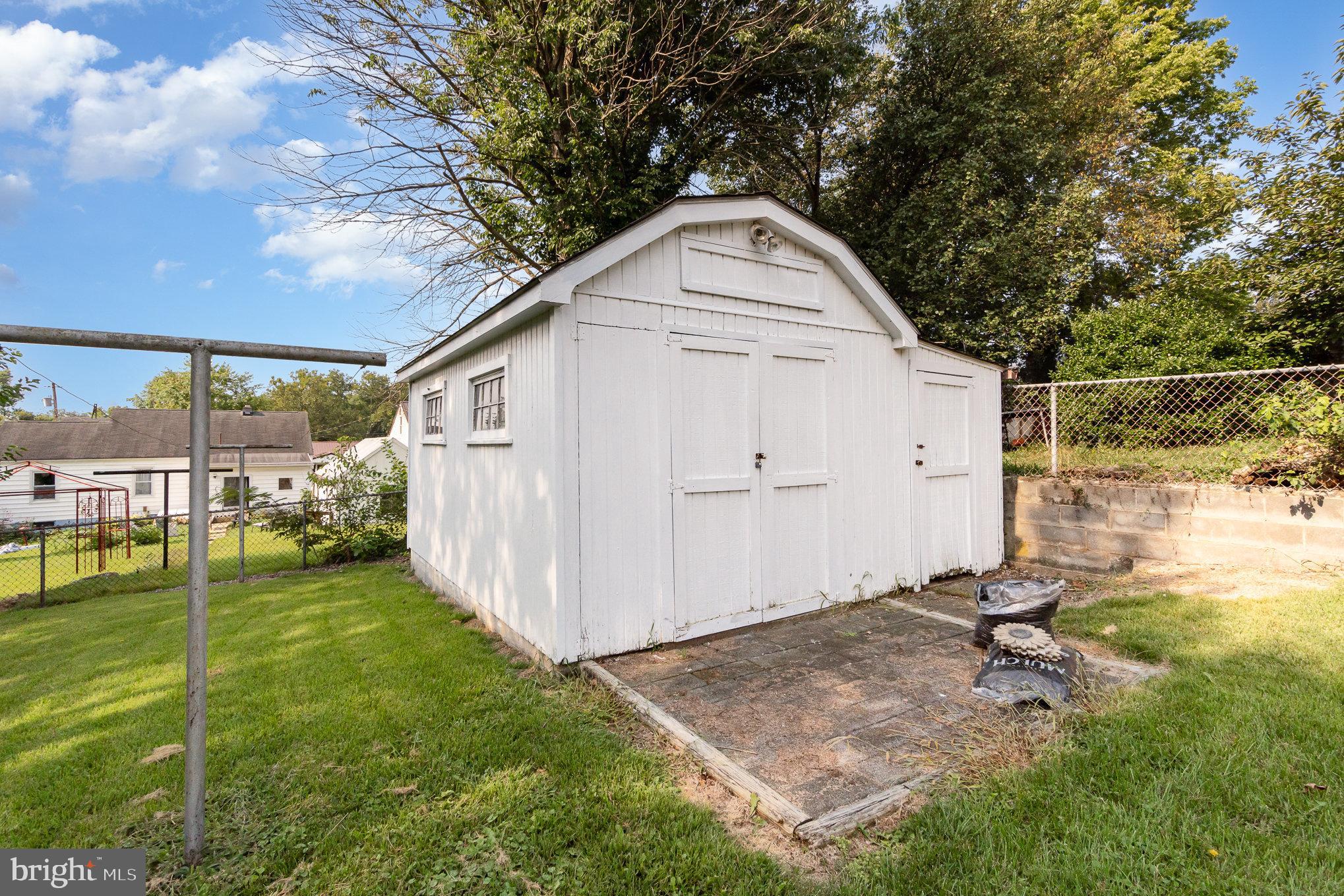 FUNKSTOWN - Residential