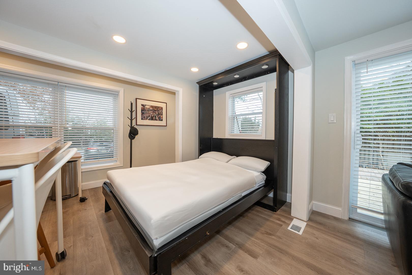 SHORTRIDGE - Residential