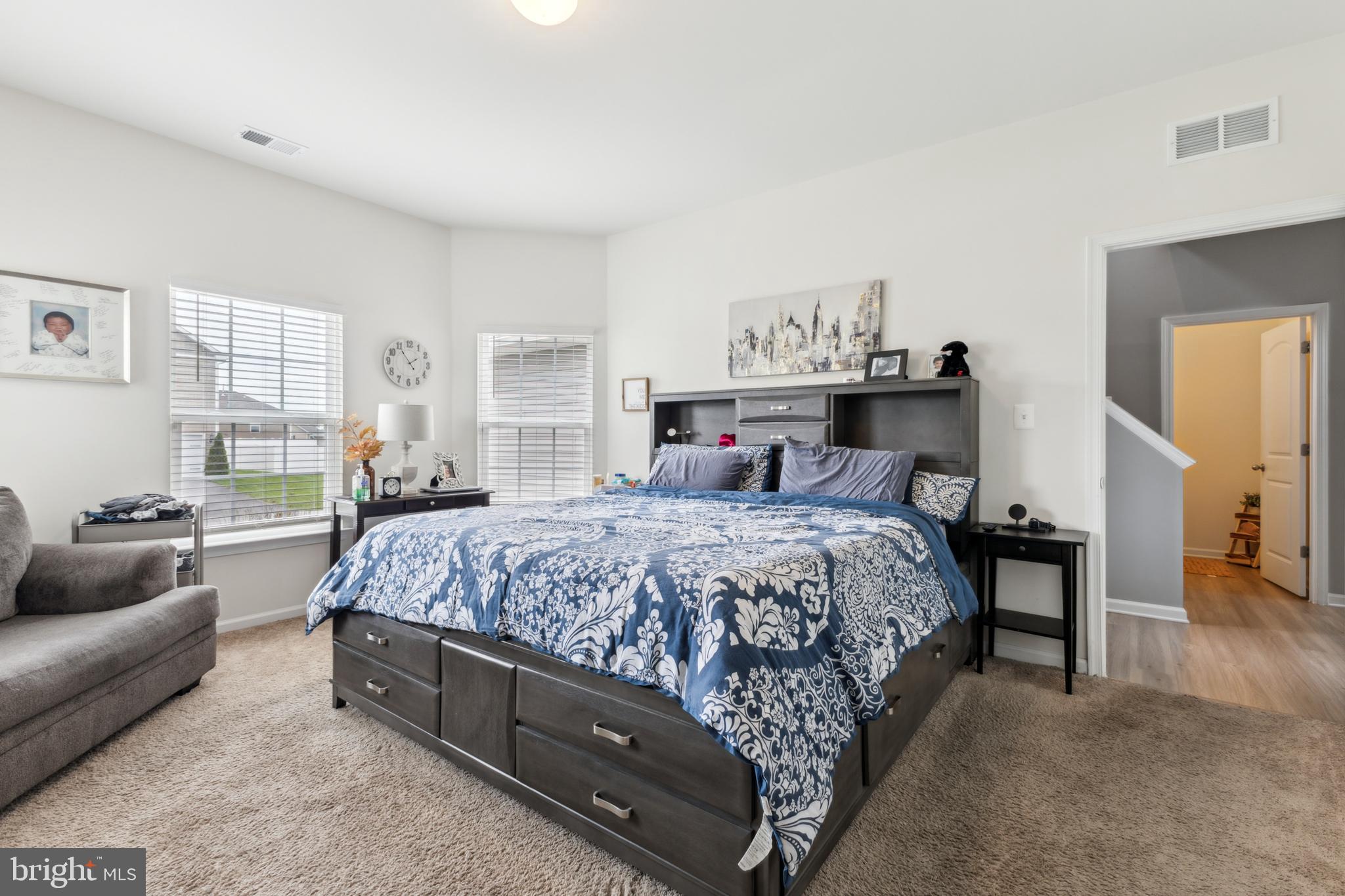 MCGINNIS POINT - Residential