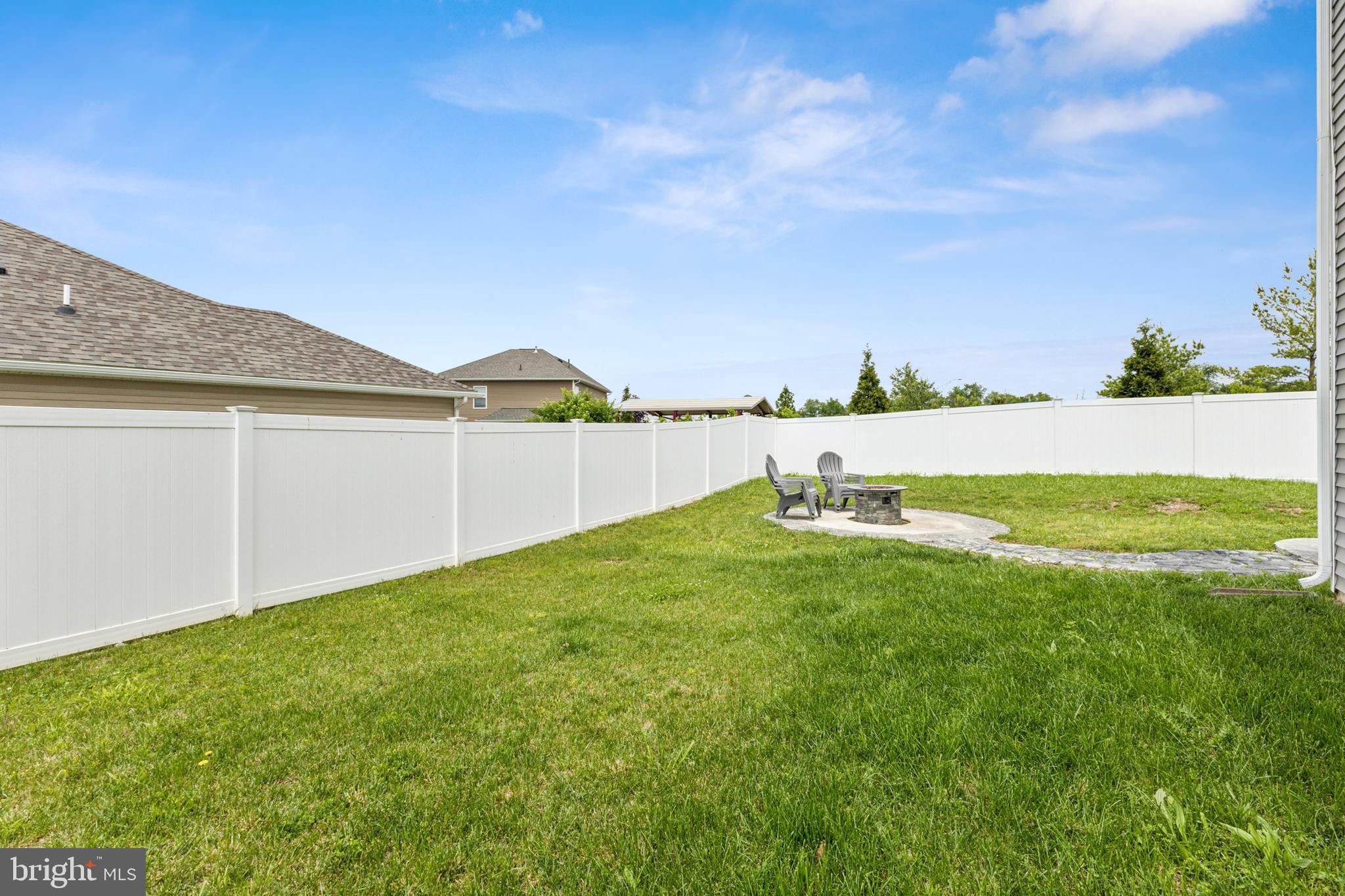 MCGINNIS POINT - Residential