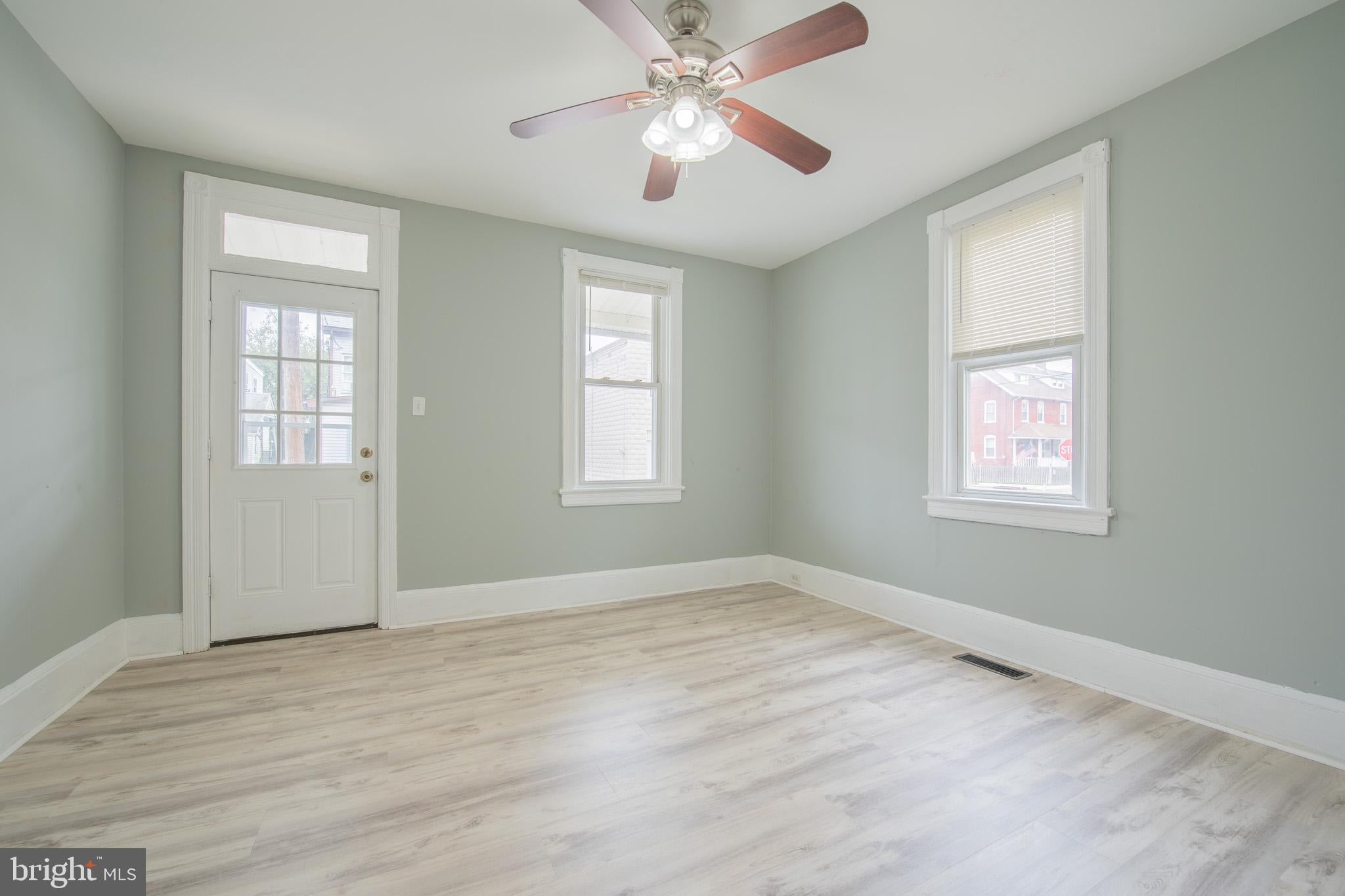 426 KOSSUTH STREET