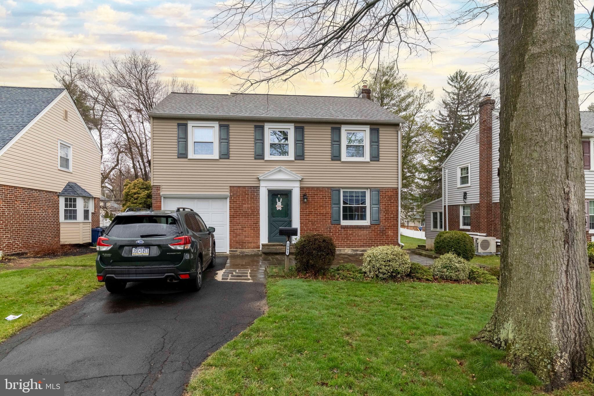 OVERLOOK HILLS - Residential